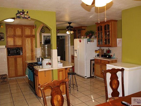 4th image of 1728 Monterrey Dr