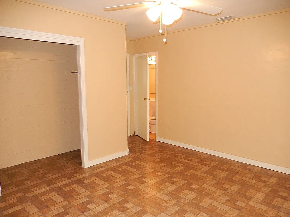1518 Pepper Dr