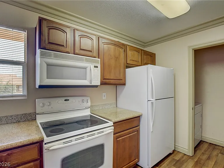 1150 N Buffalo Dr #2033 — Photo 13