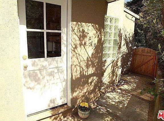 3rd image of 3648 Goodland Dr