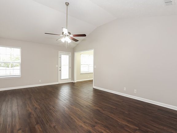 4th image of 1434 Ballater Dr