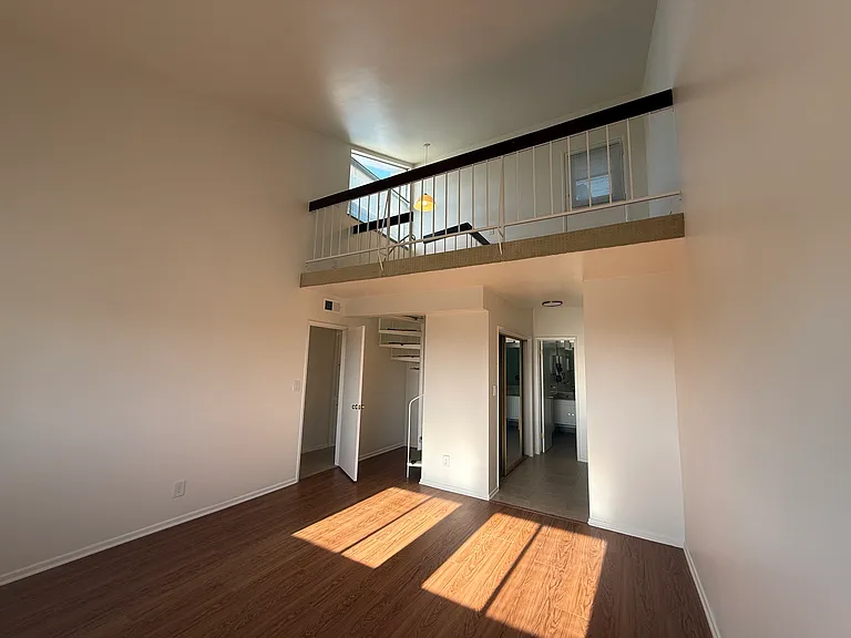 7838 W Manchester Ave #1 — Photo 8