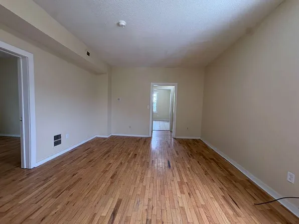 33 Dickerman St, New Haven, CT