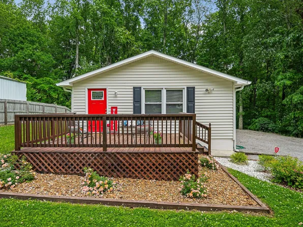 389 Ponder Rd, Smithville, TN 37166