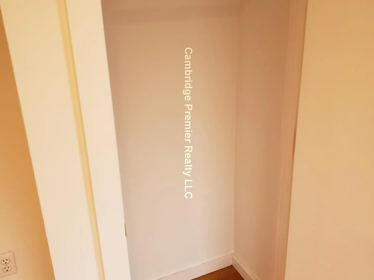 2 bed, $3,000 — Photo 2