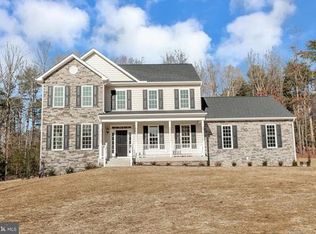 7415 Stonegate Estates Dr, Fredericksburg, VA 22407