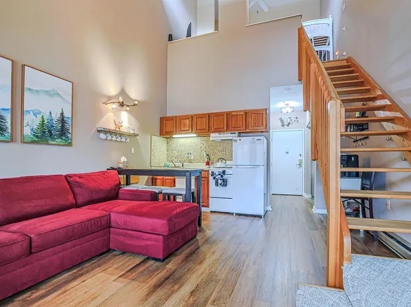 36 Lodge Road #A313, Lincoln, NH 03251