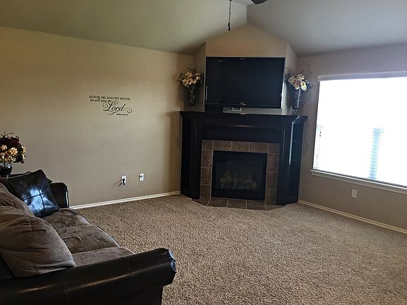4th image of 12008 Chesterfield Ln