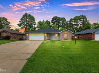 126 Ragan Ln, Haughton, LA 71037