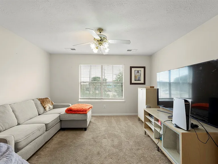 44 Parkway Pl — Photo 26