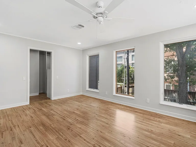 6215 Westcott St #A — Photo 37