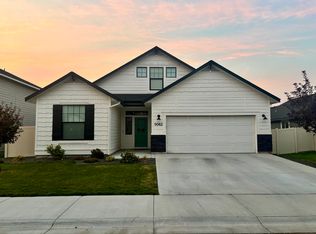 5062 W Avilla Dr, Meridian, ID 83646