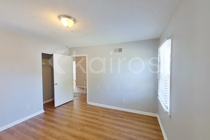 5824 Tam Oshanter Ave — Photo 10