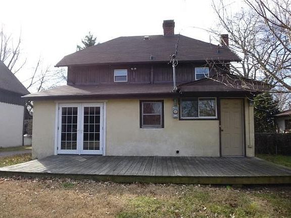 5th image of 258 Hammond Ave