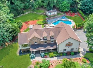 836 Tequesta Dr, Franklin Lakes, NJ 07417