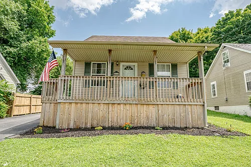 511 Henry St Photo 1