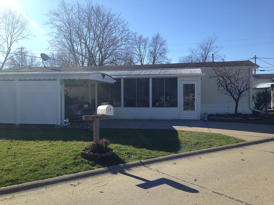 1st image of 11 Ash Dr