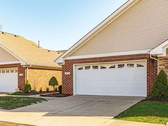 3rd image of 800 Browns Ln #C2
