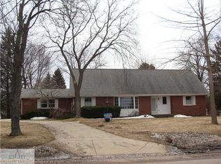 403 Beech St, Charlotte, MI