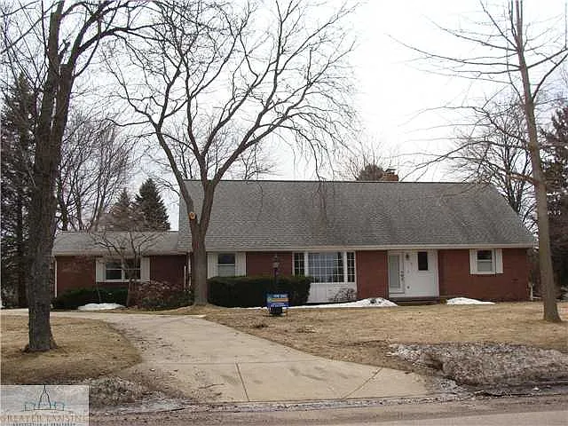 403 Beech St photo 1