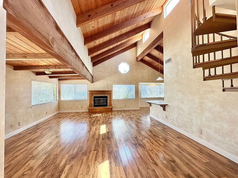 2573 Gum Tree Ln — Photo 8