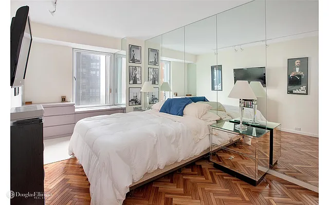 Rented by Douglas Elliman | media 14