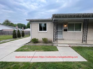 30824 Greater Mack Ave, Saint Clair Shores, MI