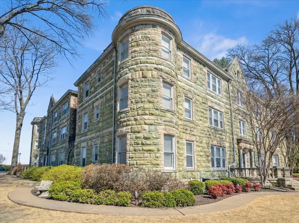 1118 Poplar Ave APT 11, Memphis, TN 38105