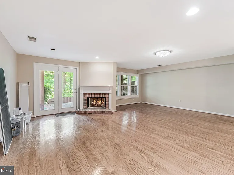 2029 Magarity Ct — Photo 39
