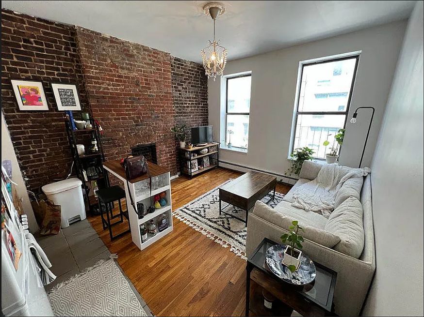 1st image of 449 W 37th St APT 5rw