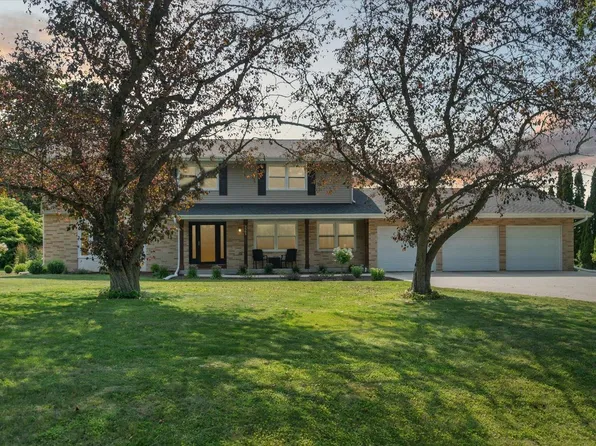 9561 North 67th STREET, Milwaukee, WI 53223
