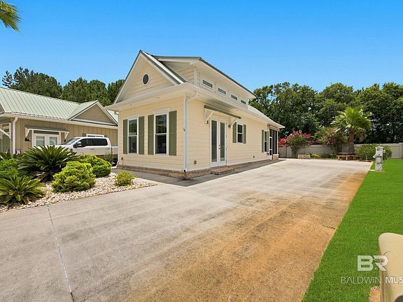 5th image of 11901 Gateway Dr