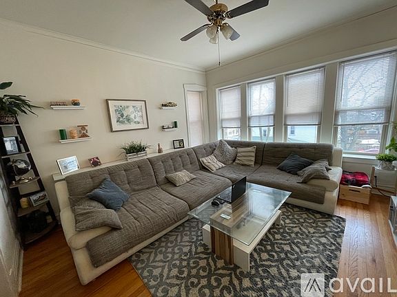 2nd image of 4148 N Spaulding Ave #3
