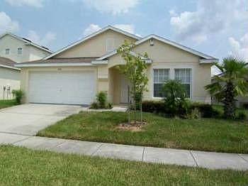 1st image of 864 Bloomingdale Dr