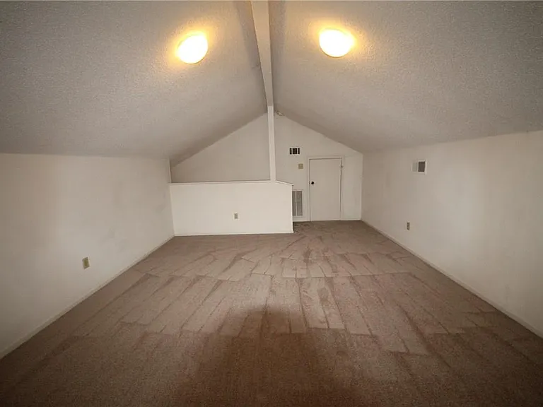 3206 Spaniel Dr — Photo 15