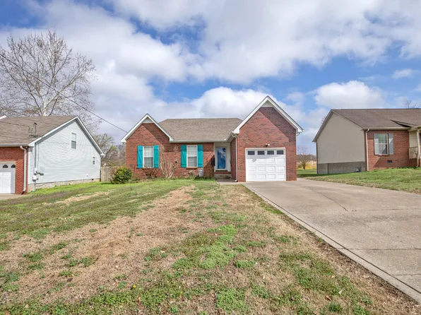 1032 Donoho Dr, Old Hickory, TN 37138