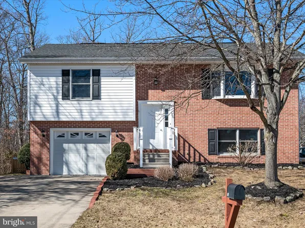 106 Ashley Dr, Winchester, VA 22602