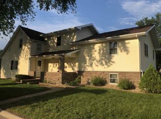 603 N 3rd St, Guttenberg, IA 52052