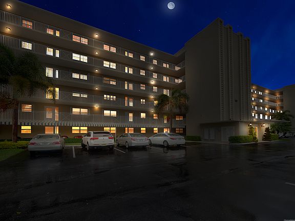2nd image of 36 Yacht Club Dr APT 501