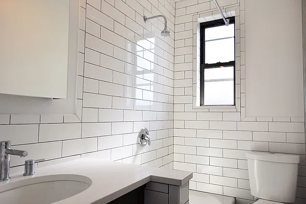 Rented by Bold New York | media 8
