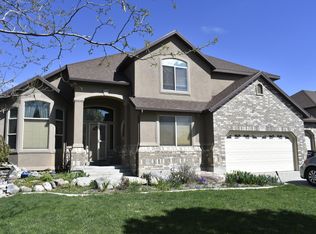 10253 S Chestnut View Ct, South Jordan, UT 84009