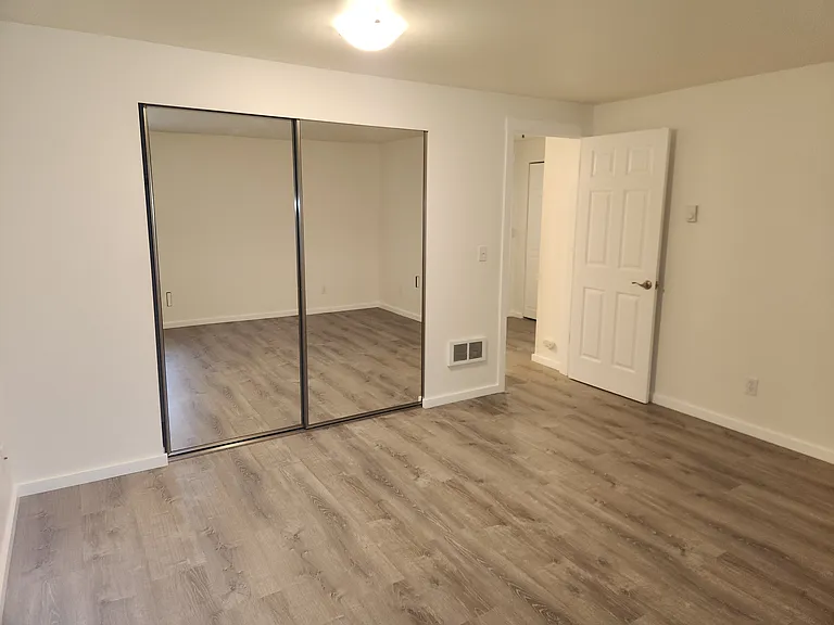 7315 47th Ave SW #101 — Photo 7