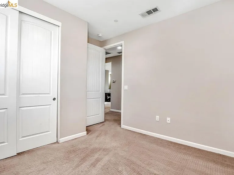 1354 Portofino Dr — Photo 18