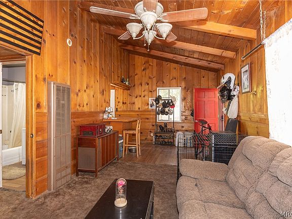 4th image of 2485 Spring Dr