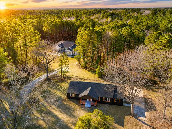 8527 Benjamin Simmons Rd, Hollywood, SC 29449