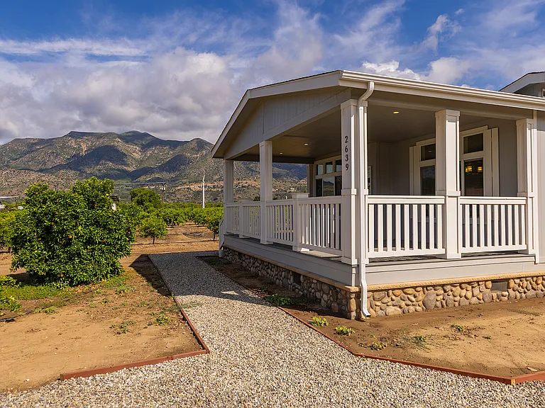 2639 E Ojai Ave — Photo 3
