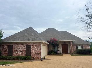 300 Cornerstone Dr, Brandon, MS 39042