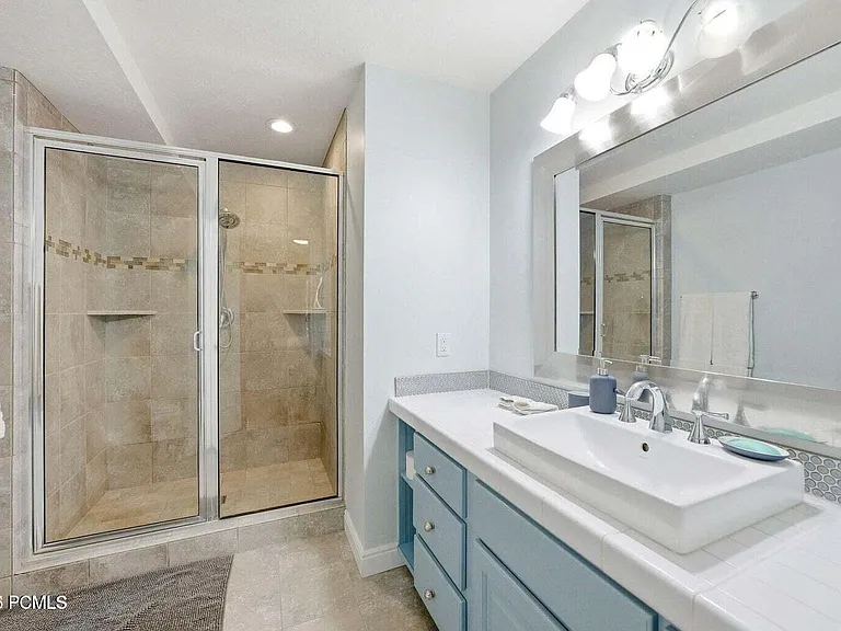 1885 Prospector Ave #B-1 — Photo 13