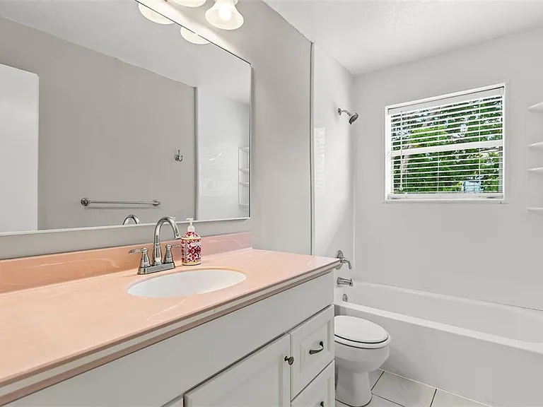 11462 Commercial St — Photo 20