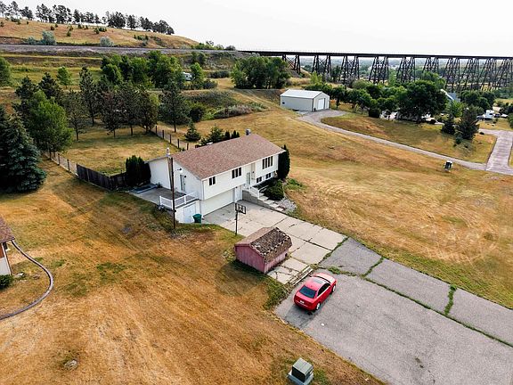 2nd image of 6500 County Road 12 W